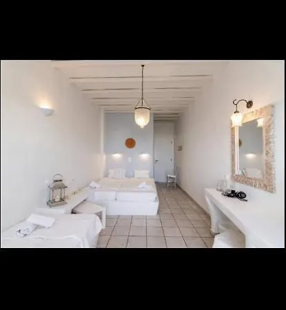 Eleni Ii Affittacamere Tínos